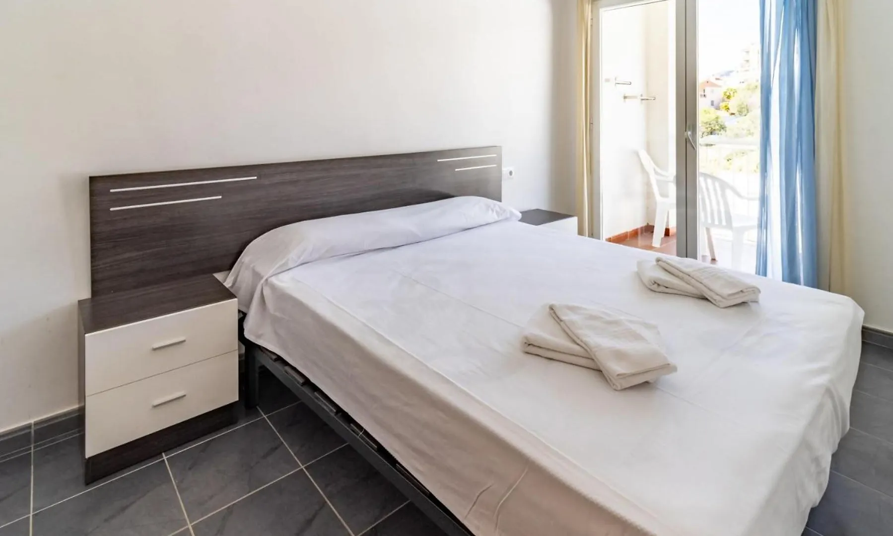Cau Del Llop 691 - Apto Con Piscina Comunitario Llança Daire